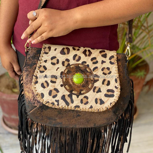 Sacs en cuir suédé faits à la main, sac à bandoulière en fourrure de vache, sac à main pour femme, nouveau style de sacs en cuir - Product Image 6