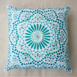 Chambray-funda de cojín bordada a máquina, 16X16, festival - Product Image 3