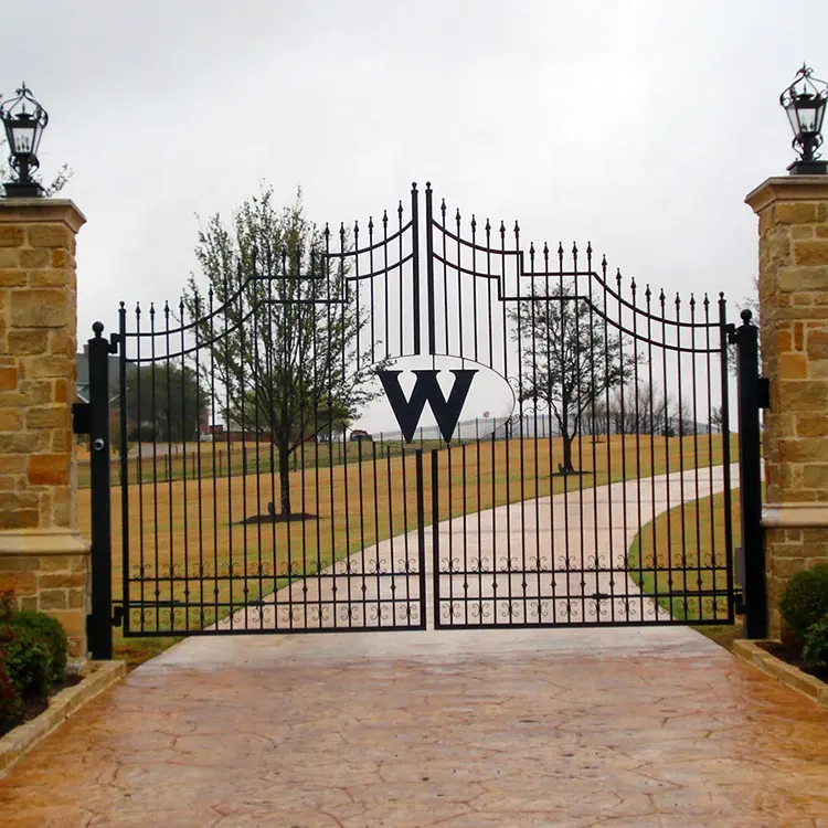 Decorative Wrought Iron Gate With W Letter High Quality