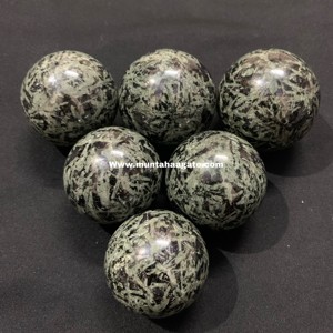 Acheter en vrac 40-55mm Tourmaline Sphère de Muntaha Agate Vente en gros Fleur Tourmaline Sphère - Product Image 2