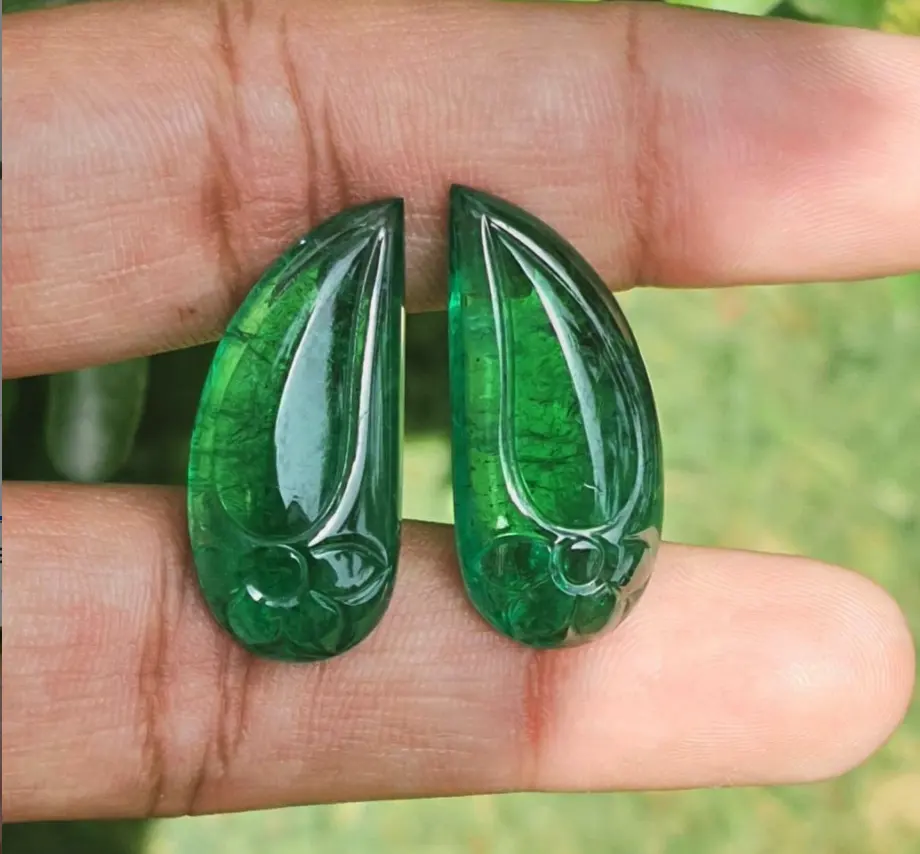 Emerald Paar Gesneden Cabochon Dier Voetafdrukken Emerald Earring Beste Kwaliteit Van Truted Handelaar En Fabrikant Op Groothandel Rate