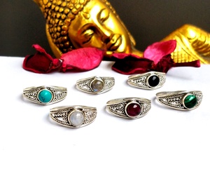 Anillo de Plata de Ley 925 con múltiples piedras preciosas, joyería hecha a mano - Product Image 3