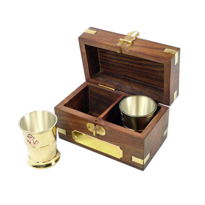 New Arrival Nautical Shot Glass Brass Nautical Cocktail Glasses with Wooden Box bar Accessories Customized Wine Glasses