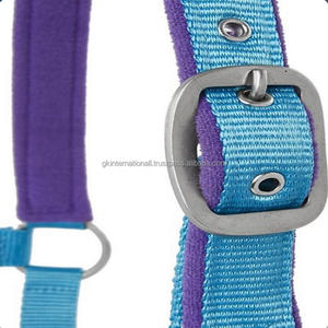 Hebilla de nailon hecho a mano, diseño y tamaños personalizados, con relleno suave de contraste, acabado satinado ajustable y gancho de metal - Product Image 1