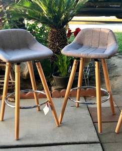 Muebles de lujo Colección moderna Asiento de tela con patas de madera Silla de bar, restaurante y silla de Bar de pub - Product Image 3