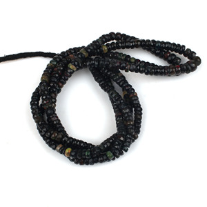 Ishu Gems Opale Noire Naturelle Éthiopienne 5-6mm Perles de Pierre Graduées à Facettes Collier de 16 Pouces 52.95 Cts Opale Noire Enduite - Product Image 4