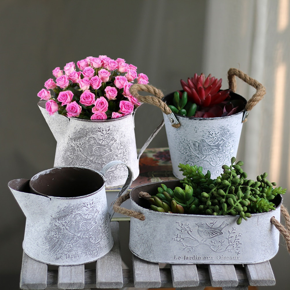 XBOKA Annaffiatoio vintage in ferro, comodo contenitore in metallo come vaso da fiori o decorazione per ufficio