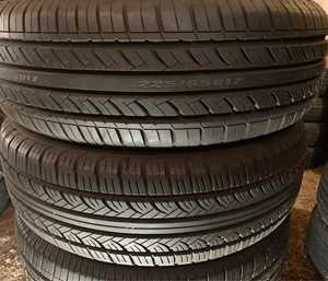 Venta de Neumáticos Usados de Alta Calidad en Excelentes Condiciones, Neumáticos Sólidos Norm - Product Image 5