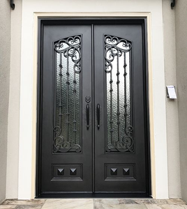 Portes de sécurité extérieures résidentielles modernes noires personnalisées à <span class=keywords><strong>prix</strong></span> compétitif pour l'Europe, portes <span class=keywords><strong>d</strong></span>'<span class=keywords><strong>entrée</strong></span> en fer forgé pour villas - Product Image 2