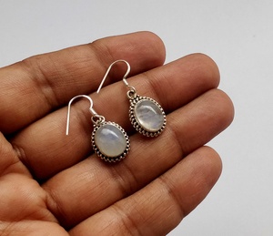 Pendientes colgantes de piedra lunar arcoíris reales, joyería de bisel de plata de ley 925, pendientes de bisel de moda - Product Image 3