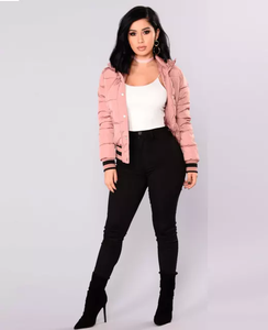 2021รูปแบบใหม่ฤดูหนาวน้ำหนักเบาพิมพ์โลโก้ที่อบอุ่นที่กำหนดเองลงปักเป้าแจ็คเก็ตสำหรับผู้หญิง - Product Image 4