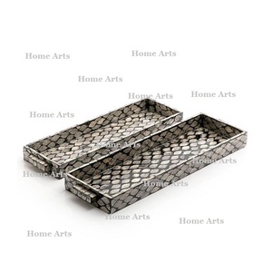 Ensemble de 2 plateaux de service rectangulaires en bois et nacre pour le thé et le café, fabriqués en Inde - Product Image 4