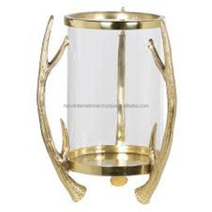 Bougeoir au design moderne et antique personnalisé fait à la main en aluminium et en verre pour la décoration de la maison de luxe pour Pâques - Product Image 5