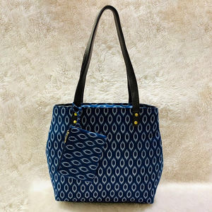 Sacs de soirée élégants Craftstages International Designer imprimés Ikkat Combo avec doublure en coton pratique pour femmes soucieuses de la mode - Product Image 1