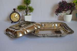 Plateau rond en laiton gaufré et nervuré de luxe moderne Hot Premium Vantage pour la maison et la cuisine Utilisation de Noël - Product Image 3