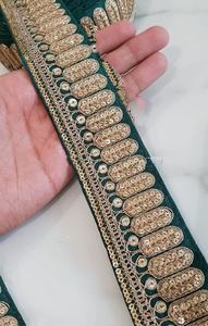 ชุดแต่งงานผ้าโปร่งบางสีแดงงานตามสั่งปักด้วยมือด้วยลวดลายแอบสแตรกต์และปักเลื่อมสำหรับโอกาสพิเศษ - Product Image 5