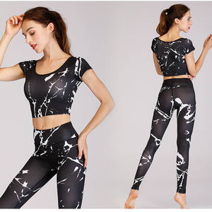 Vente de gros Soutien-gorge de sport personnalisé imprimé grande taille pour femmes - Product Image 4