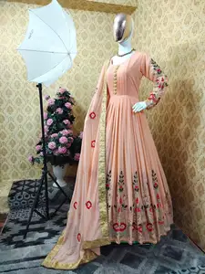 パキスタンのドレスデザインSalwar Kameez / Salwar Kameez With Heavy Dupatta / Pakistani Salwar Kameez