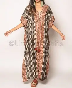 디자이너 플러스 사이즈 프린트 카프탄 V-넥 라인 하프 슬리브 느슨한 피팅 통기성 블록 인쇄 카프탄 여성 드레스