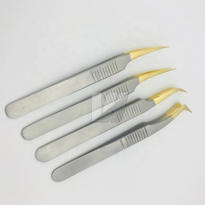Pince à épiler d'extension de cils avec logo personnalisé avec pointe dorée et pointes de volume en acier inoxydable gris et durable japonais - Product Image 5