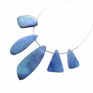 Perles en vrac de doublet d'opale australienne naturelle de haute qualité 8mm perles de pierre gemme bleu noir pour la fabrication de bijoux Bracelet perlé - Product Image 3