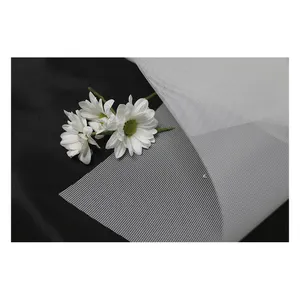 Lux方形薄纱网眼织物新娘薄纱3色70-77 gsm 100% (PES) 涤纶新娘婚纱网批发厂家垫