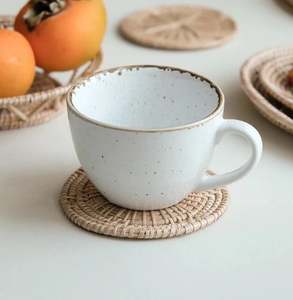 Ensemble de 5 sous-verres bruns de forme ronde pour thé et café Design fabuleux Taille personnalisée idéale pour les ustensiles de cuisine et les tables - Product Image 4