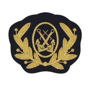 Insigne de blazer en fil de fer - Product Image 1