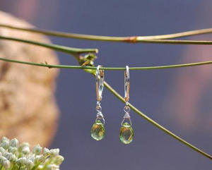 Pendientes hechos a mano de peridoto Natural, 92,5 plata de ley, esmalte de oro, piedras preciosas facetadas, cuentas de Briolette en forma de pera - Product Image 5