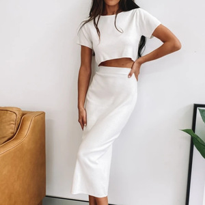 Women T-shirt Short Sleeves Round Neck Slim Fit Casual Pullover Crop <b>Tops</b> Solid Color Lady Tee Shirts - Product Image 4