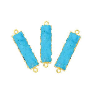 Conector de Latón con Gema Rectangular Turquesa - Bañado en Oro con 2 Lazos para Fabricación de Joyería Infantil - Product Image 1