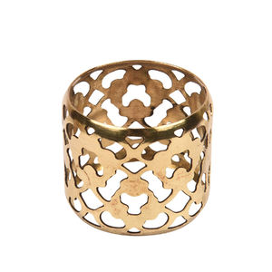 Anneau de serviette en métal doré découpé au design moderne, anneau de serviette en laiton massif, anneau de serviette en or - Product Image 1