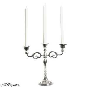 Candelabro de plata con bollo de cristal, hecho en la India - Product Image 1