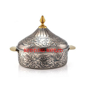 Juego de tres ollas de diseño de mármol cazuela hecha a mano de primera calidad forma redonda nuevo calentador de alimentos de Metal de lujo - Product Image 2