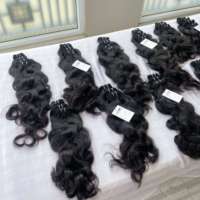 Cabello humano indio virgen crudo, paquete de tejido de cabello humano alineado con cutícula, vendedor de cabello humano virgen brasileño crudo al por mayor
