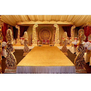 Mandap de Madera para Bodas Indias, Elegante Mandap para Bodas del Sur de la India, Decoración Tradicional para Bodas Telugu, Decoración para Eventos en Australia - Product Image 1