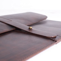 Sac pour ordinateur portable en cuir véritable de 15 pouces, imperméable, unisexe, léger, tendance, usage quotidien, plusieurs couleurs, fabrication au Pakistan