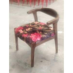 Chaise de restaurant en bois de haute qualité avec motif sculpté et accoudoir pour salle à manger ou bureau - Product Image 3