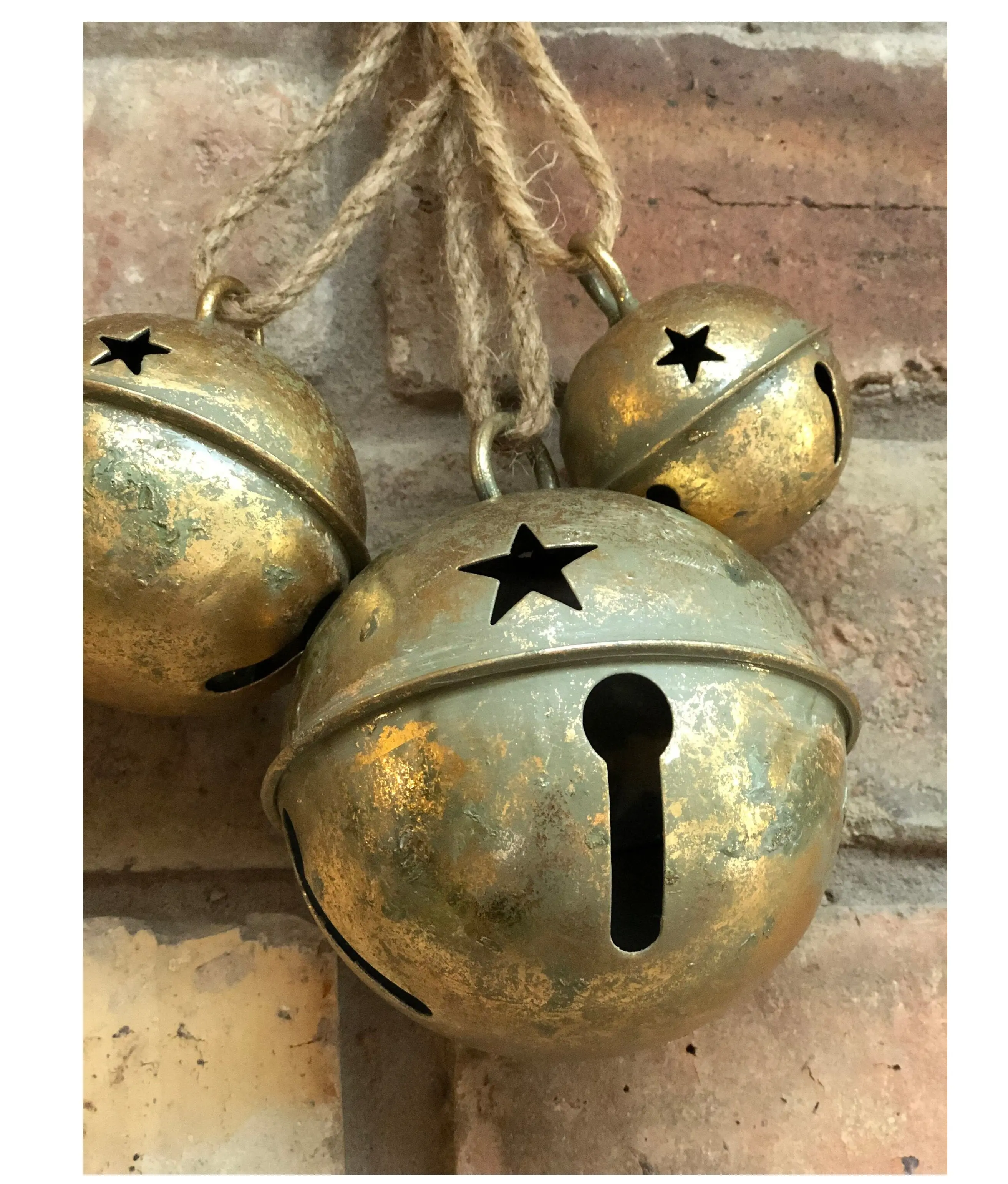 Antike Gold Metall Jingle Bell für Weihnachts baum dekoration Handgemachte Weihnachts schmuck Neue Weihnachts glocke im Großhandels preis