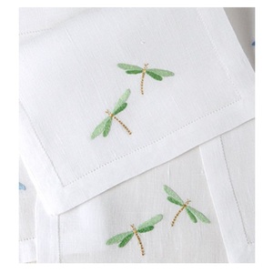 Serviette de Cocktail en lin 6x9 pouces, motif libellule brodé, haute qualité, pour Bar et maison, vente en gros - Product Image 1