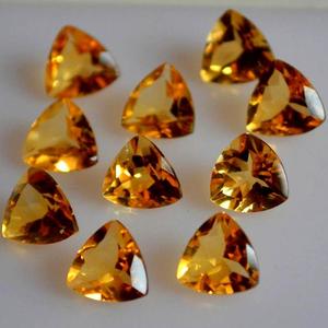 พลอยซิทรินทรงสามเหลี่ยมเหลี่ยมเพชรพลอยแบบหลวมสำหรับทำเครื่องประดับ ราคาขายส่ง คุณภาพธรรมชาติเยี่ยมยอด ได้รับการรับรอง - Product Image 2