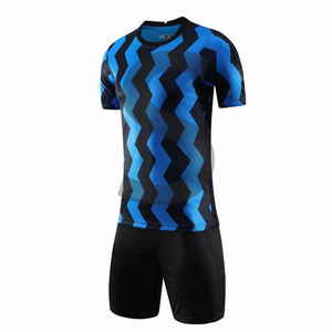 Tenue de football personnalisée, nouveau design, haute qualité, uniforme original d'usine, vêtements de football pour hommes de qualité supérieure pour clubs populaires - Product Image 2