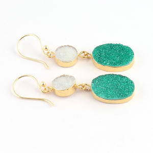 Superbe collection de boucles d'oreilles pendantes en sucre naturel en laiton plaqué or double pierre bijoux déclaration cadeau de mariage pour elle - Product Image 4