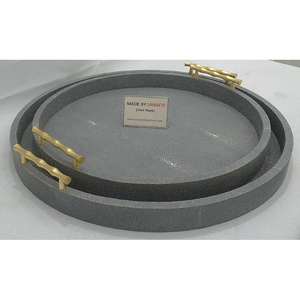 Bandeja redonda gris claro con 0,51x0,51x0.075 Mango de bambú de latón Bandejas de Servicio de Material Shagreen falso - Product Image 6