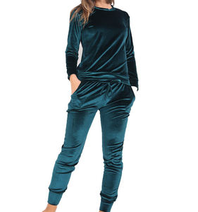 Ensemble de survêtement en velours pour femmes, taille plus, design personnalisé, respectueux de l'environnement, avec logo brodé, manches longues, vente en gros - Product Image 1