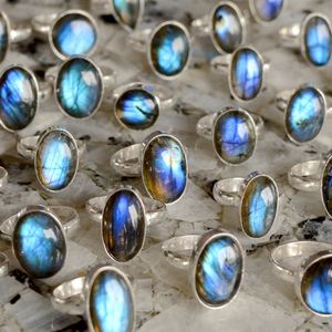 Anillo de oro sólido para cámara de visión de puerta, GEMA de labradorita natural, terminal de superposición de plata, venta al por mayor - Product Image 1