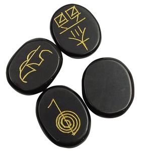 Ensemble de pierres précieuses en agate noire naturelle Générateur d'énergie ovale Reiki Feng Shui sculpté dans l'amour Style gravure spirituelle Agate Alfazal - Product Image 3