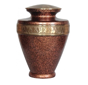 Urne funéraire en laiton antique plaqué argent, style européen, ornée, faite à la main, avec couvercle personnalisable, vente en gros, garantie 3 ans - Product Image 6