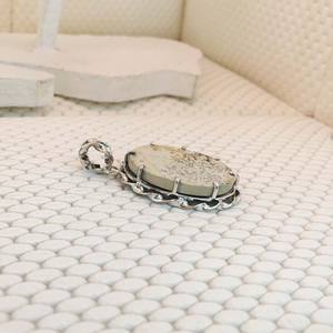 925 Sterling Silver Handmade Fine Pendentifs Charmes Unisexe Élégant Jaune 8.3GM Tendance Naturel Image Jaspe Ovale Pierres Précieuses Lunette - Product Image 3