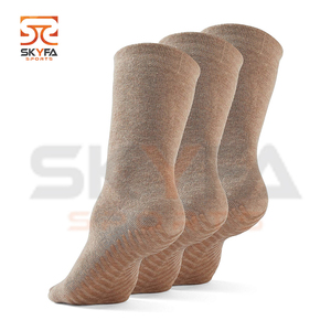 FY 001 Design OEM Logo personnalisé coton blanc noir d'équipage chaussettes de sport hommes chaussettes de basket-ball Elite bambou chaussettes de travail Casual Anti Type - Product Image 5
